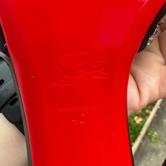 ✨HOST PICK✨ *NEW* CHRISTIAN LOUBOUTIN HEELS (IT 40) - Picture 9 of 14